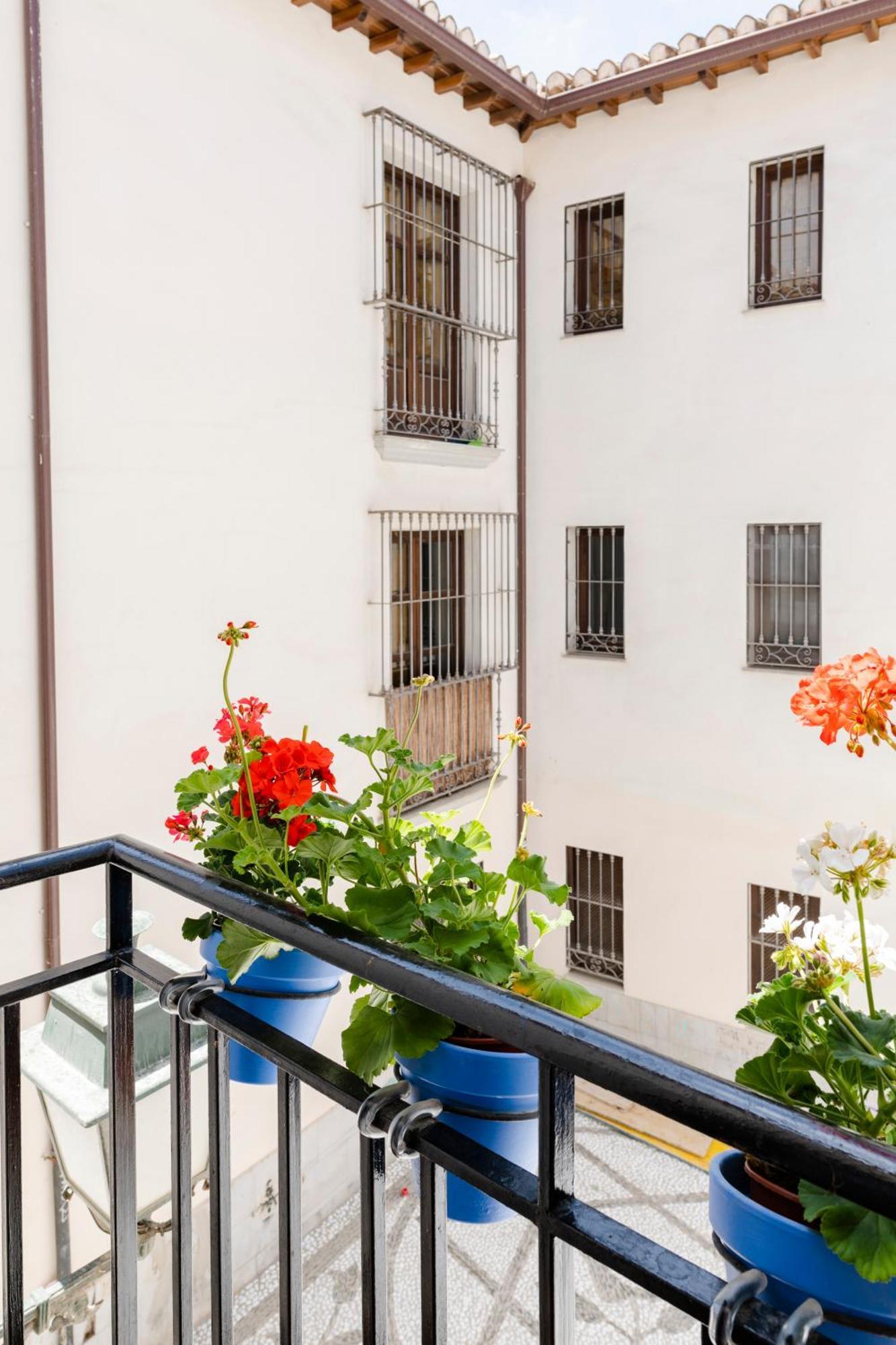 Entre Dos Aguas Apartment Granada Exterior photo